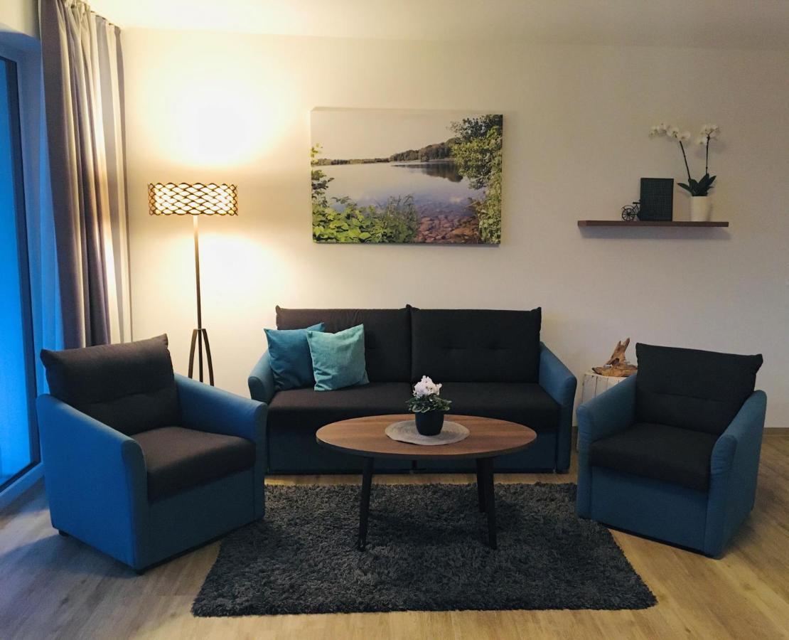 Pension Seecafé Zarrentin am Schaalsee Bagian luar foto