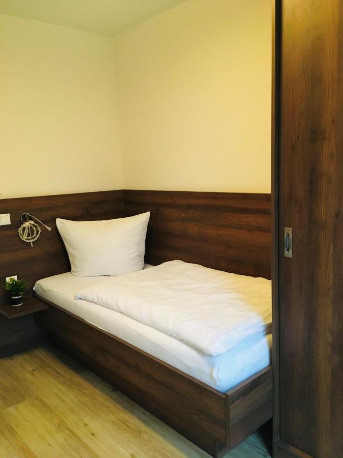 Pension Seecafé Zarrentin am Schaalsee Bagian luar foto