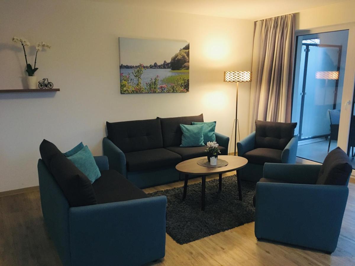 Pension Seecafé Zarrentin am Schaalsee Bagian luar foto