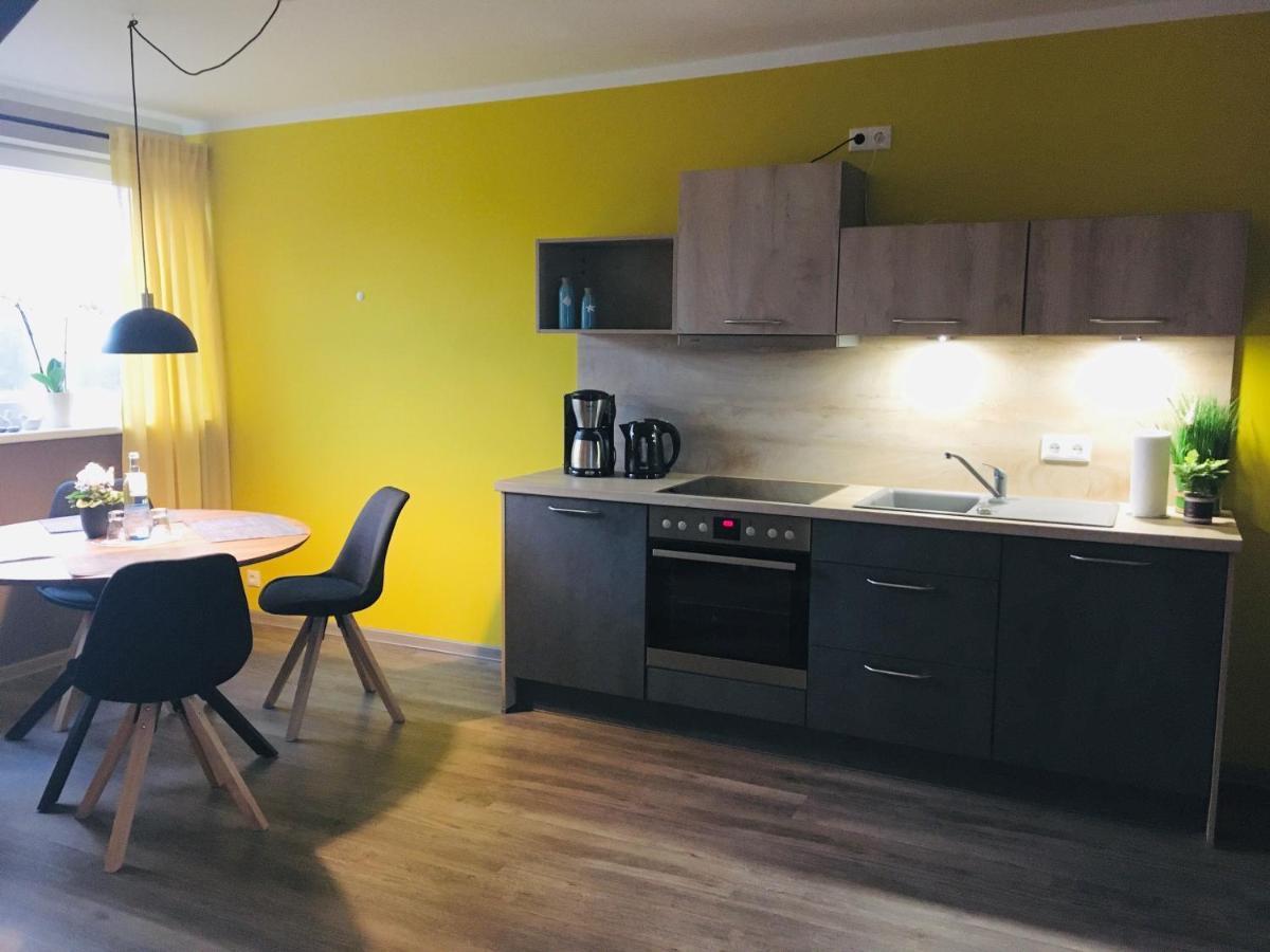 Pension Seecafé Zarrentin am Schaalsee Bagian luar foto
